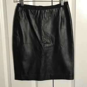 Zara Woman black genuine leather pencil skirt w/lining, size small